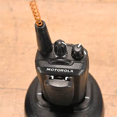 Motorola CP185 Portable Two-Way Radio with PMLN5228A Charger CG01WGD image 9