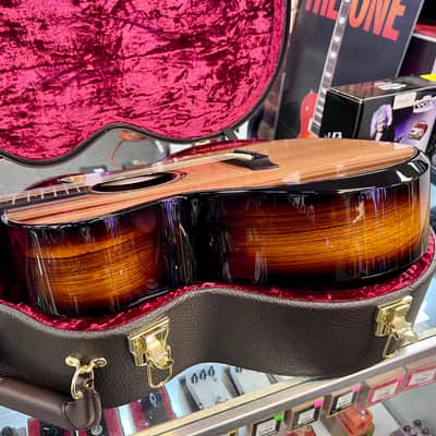 Taylor Next Generation Builder's Edition 914ce, Sinker Redwood Top, Honduran Rosewood Back & Sides Expression System 2 Electronics with Case,2026 image 9