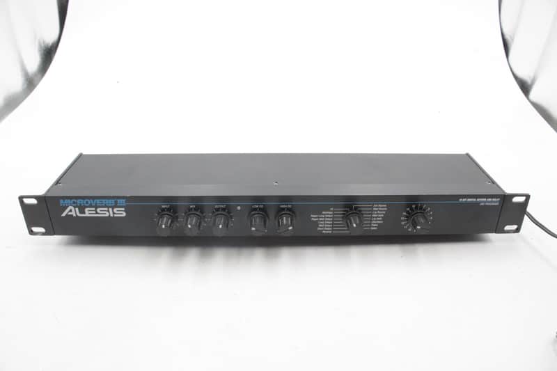 Alesis MicroVerb III 16-Bit Digital Reverb and Delay Effects Processor image 1