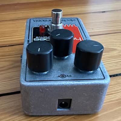 Electro-Harmonix Hot Tubes Nano Overdrive 2013 - Present - Red / Black / Gray image 3