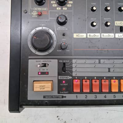 Roland TR-808 Vintage Analog Drum Machine - Legendary Classic image 3
