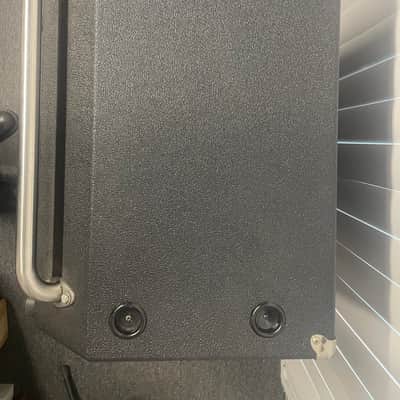 Ampeg SVT-610HLF Classic 600-Watt 6x10" Bass Speaker Cabinet Made in USA image 5