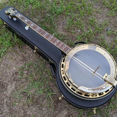 Aria SB-600 Deluxe 5 String Banjo High End Aria Gold Hardware Hard