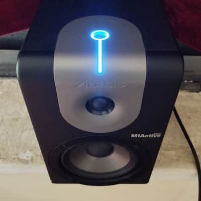 Alesis M1 Active 520 Pair | Active Studio Monitors image 7