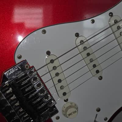Fender Stratocaster MIJ 1987 - Red, metallic image 4