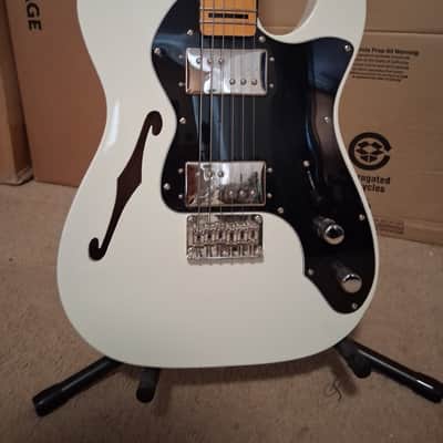 Fender Squier 2022 Classic Vibe ‘70s Olympic White Telecaster Thinline image 6