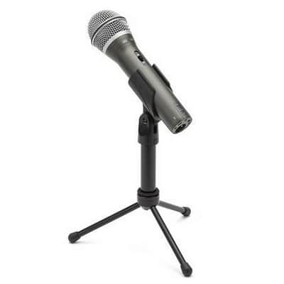 Samson Technologies Q2U USB/XLR Dynamic Microphone Recording and Podcasting Pack (Includes Mic Clip, Desktop Stand, Windscreen and Cables), silver image 3
