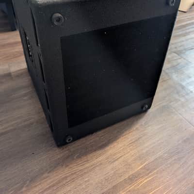 Markbass MB58R 151 Pure 400-Watt 1x15" Bass Speaker Cabinet Bild 4