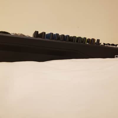 Mackie ProFX16v3 16-Channel Effects Mixer - Unused image 12