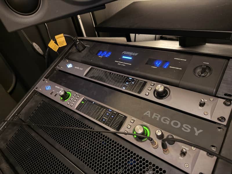 Universal Audio Apollo x16 Thunderbolt 3 Audio Interface 2018 - Present - Black image 1
