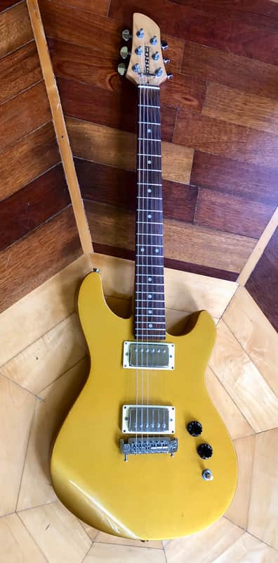 NEW Fernandes Dragonfly Electric Guitar Gold Sparkle Finish Double cutaway NOS image 1