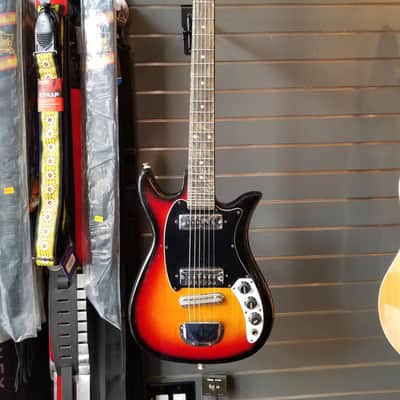 Teisco 559-1405 1960's Sunburst Vintage Electric Guitar w/ Gig Bag image 2