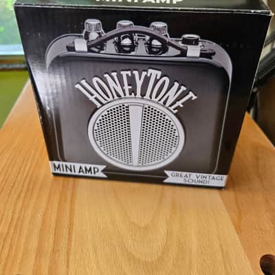 Danelectro Honeytone Mini Amp 2010s - Black image 6