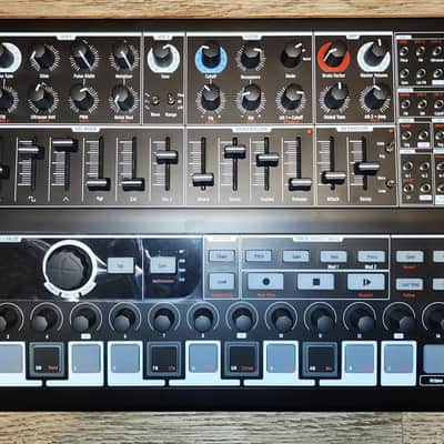 Arturia MiniBrute 2S Noir Edition Desktop Synthesizer 2022 - Present - Black