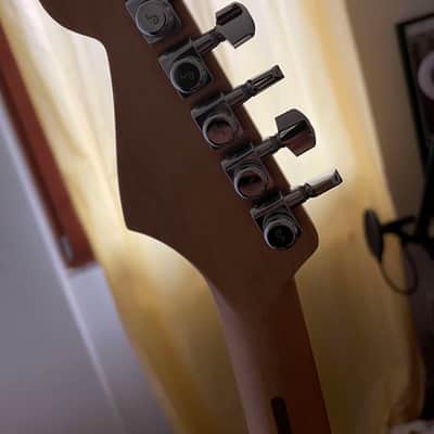 Fender Standard Stratocaster Mexico (2006) image 5