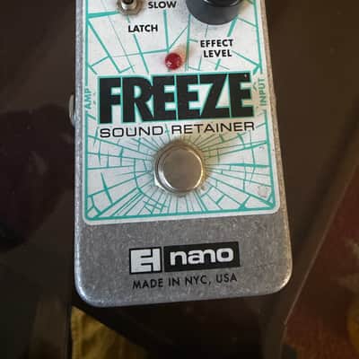 Electro-Harmonix Freeze Nano Sound Retainer Sustain Pedal 2010 - Present - Blue / Gray image 2