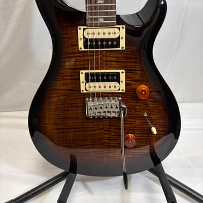 PRS SE Custom 24 2021 - Present - Black Gold Burst image 2