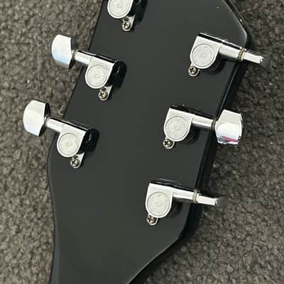 Rickenbacker 330 1997 Classic Jet glo Black tuxedo great condition image 9