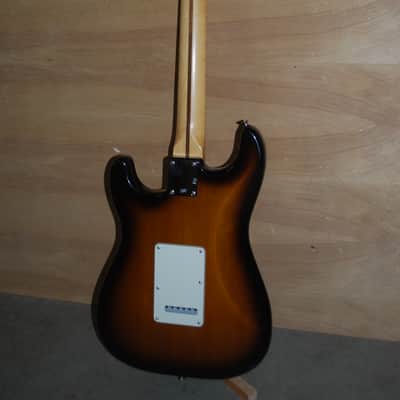 Fender Stratocaster 2010 - 2 color sunburst image 7