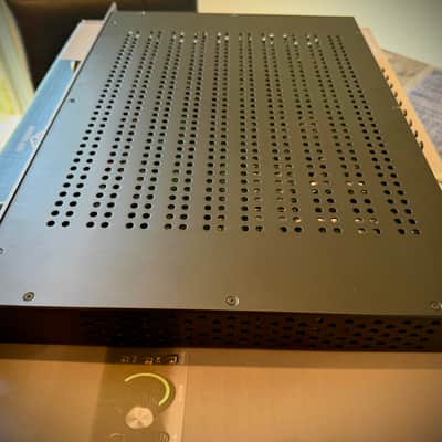 Universal Audio Apollo x8 Gen 1 Thunderbolt Audio Interface – Mint, Original Owner, All Original Packaging image 7