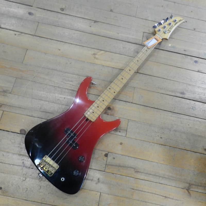 Quest p bass 1980-90s - Red image 1