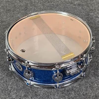 Used DW Collectors VLT 333 Maple 6pc Drum Set Blue Glass - Very Good image 12