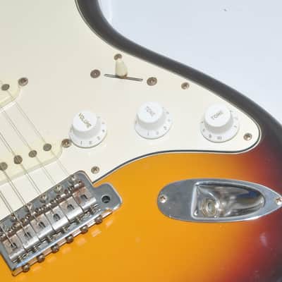 Fender JAPAN Fujigen Stratocaster Electric Guitar Ref. No.5943 image 5