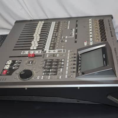 Roland VS2400-CD Digital Studio Workstation 24-track digital recorder + CD Burner used image 2