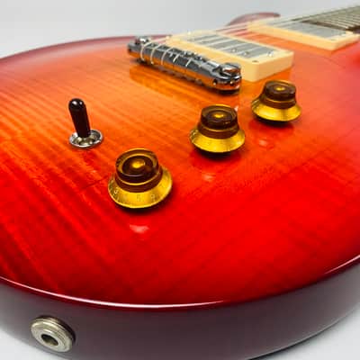 Hamer Studio Sunburst - I want you to want me- 1994 Cherry image 4