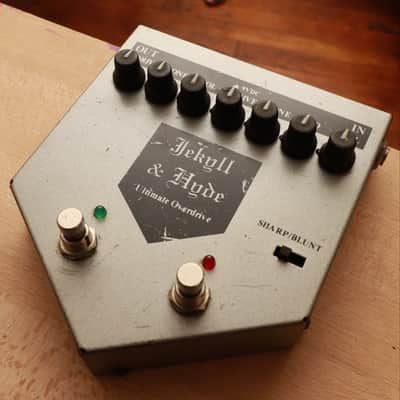 Visual Sound Jekyll & Hyde Ultimate Overdrive V1 2000s - Silver image 1
