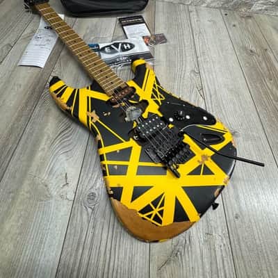 EVH #5107900528 - Limited Edition Striped Series Frankenstein Frankie Aged Black and Yellow Relic image 3