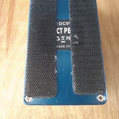 Caline CP-38 'Lucky 7' Seven Modes Electric/Acoustic Guitar Pedal 2020's - blue image 2