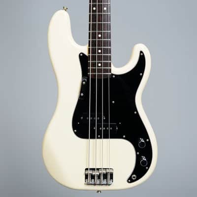 Fender PB-70 Precision Bass Reissue MIJ | Reverb