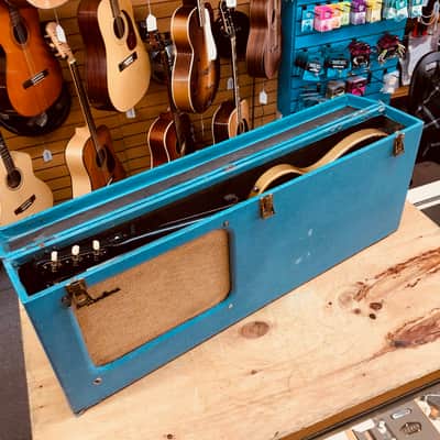 Airline 7214 1960's Mini Electric Guitar with 5-Watt Amp Case image 18