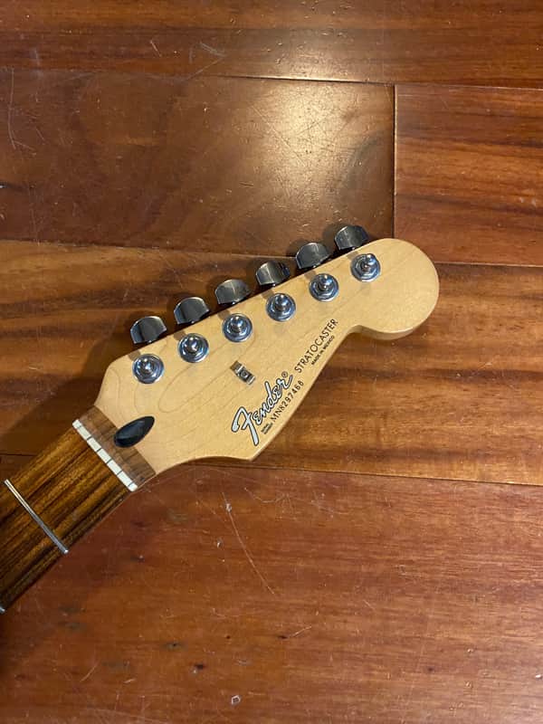 1998 MIM Fender Stratocaster Standard Strat Rosewood Maple Neck Tuners image 1