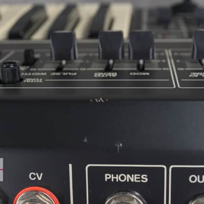 Roland SH-2 Analog Synthesizer w/Hard case in Very Good condition image 23