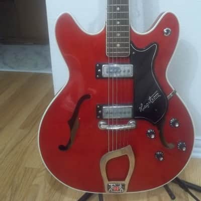 Beautiful Vintage Hagstrom Viking, made in Sweden in 1967, very rare image 1