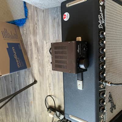 Fender '65 Deluxe Reverb Reissue 22-Watt 1x12" Guitar Combo 1994 - Present - Black image 2