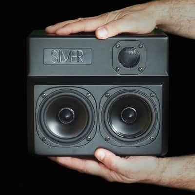 Silver 5L Close Field Studio Monitors 5L 2015 - Black image 11