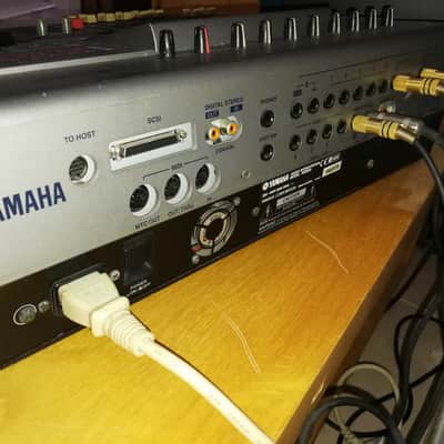 YAMAHA AW  2816 Bild 3