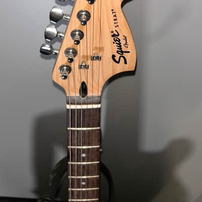 Squier Stratocaster Bullet - black image 3