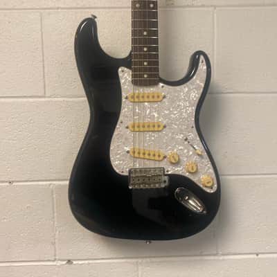 Fender Vintage ST - 62 Blackie Stratocaster 1980’s - Black image 2