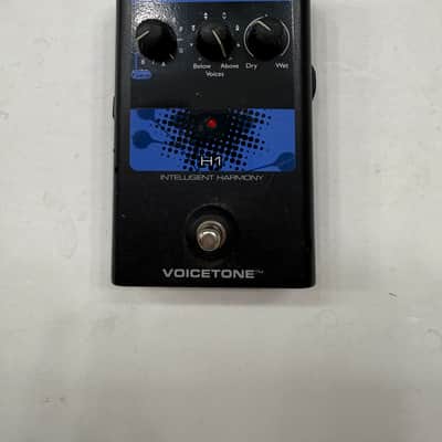 TC Helicon Voicetone H1 Intelligent Harmony Vocal Effect Pedal + Power Supply image 1