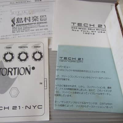 MINT Tech 21 Comptortion w/ Original Box & Manual image 4