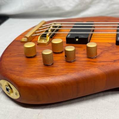 Schecter Diamond Series Studio-8 8-string Bass with Case 2017 image 19