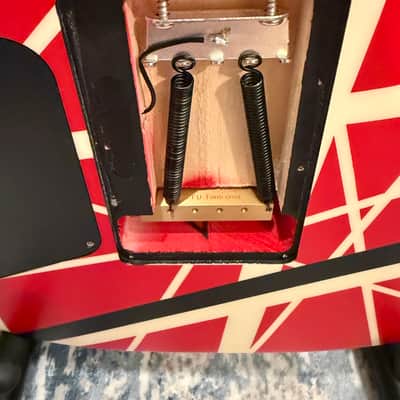 EVH 5150 Striped Series (with OHSC) 2017 - Present - Red/Black/White image 6
