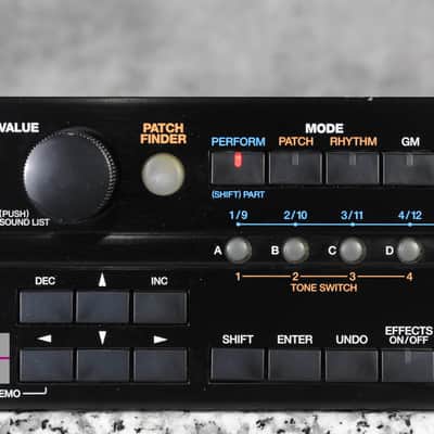 Roland XV-3080 Rackmount synthesizer in Very Good Condition. image 5