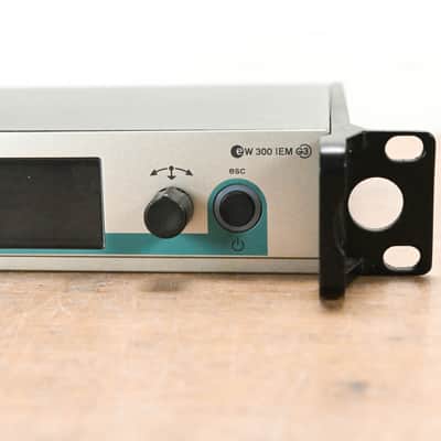 Sennheiser ew 300 IEM G3 Wireless IEM System 566-608 MHz NO POWER SUPPLY CG01316 image 2