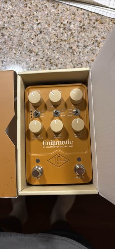 Universal Audio Enigmatic '82 Overdrive Special Amp