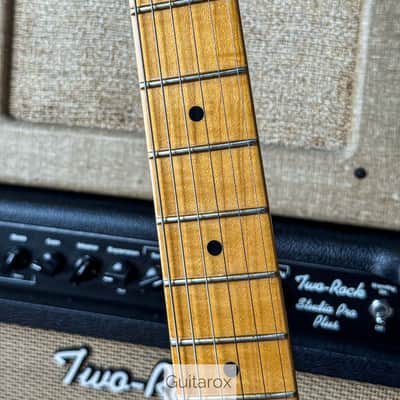 2016 Fender Eric Johnson Stratocaster 2 Tone SB image 8